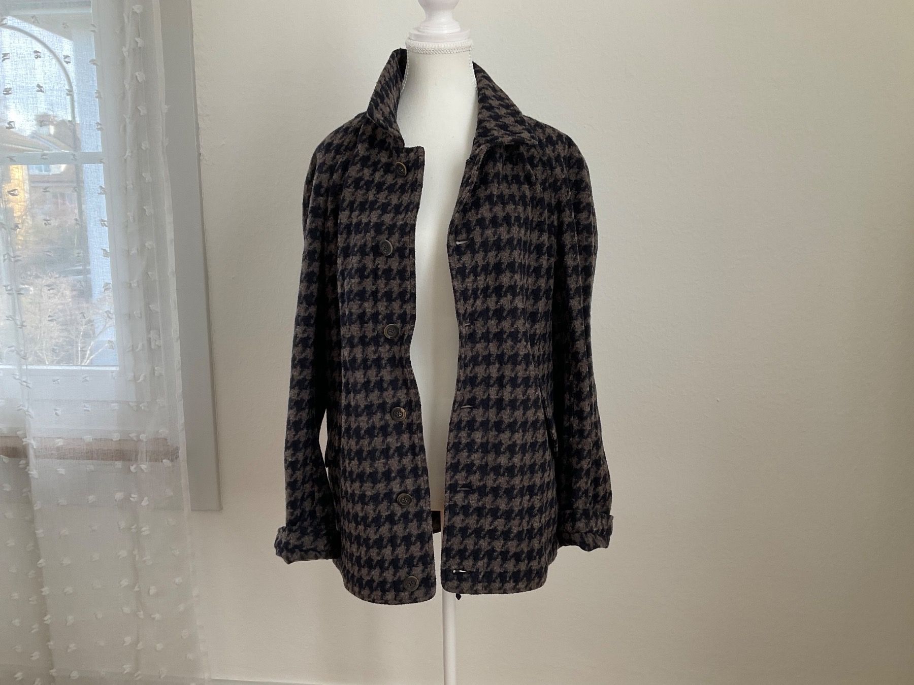 Jacken: Jacke von Forme 3‘204 – Neu (gemäss Beschreibung) aus Bern von Gabriela32 8