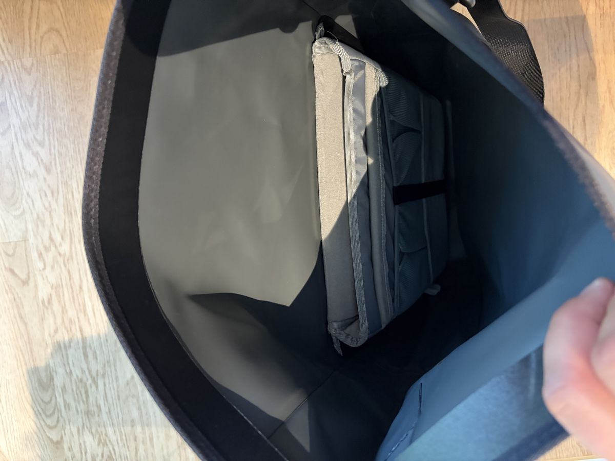 Borse: Thule Shield Pendler-Packtasche 22 L schwarz – Usato da Dietwil venduto da mammut_alpine 8