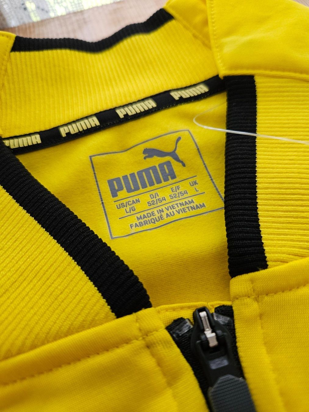 Puma Leibchen & Hosen: Borussia Dortmund Trainingsoberteil NEU Puma Grösse L BVB – Neu (gemäss Beschreibung) aus Hägglingen von United-Village-Trade 2