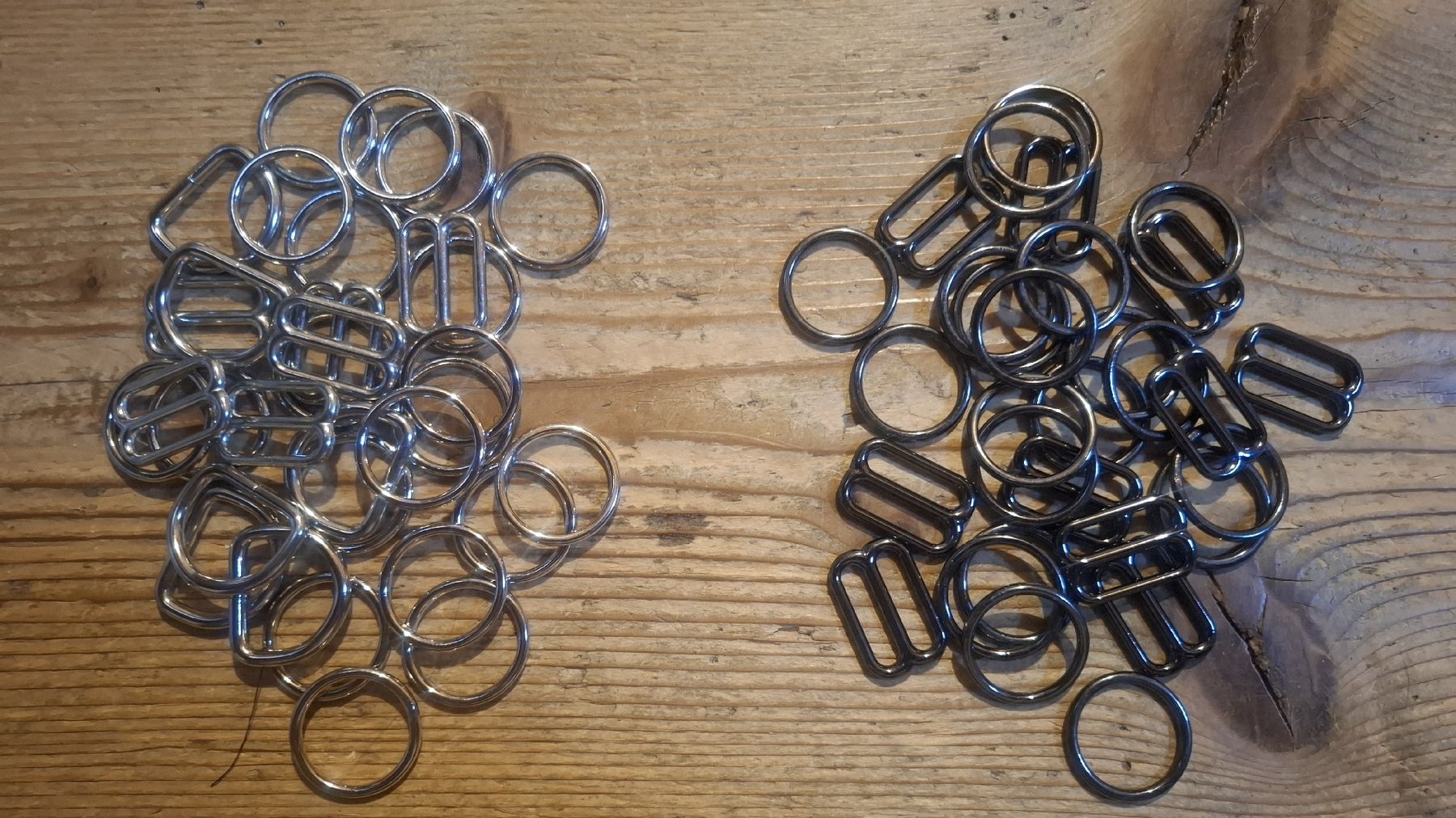 Attrezzatura da arrampicata: Schnallen, Ringe, D-Ringe, Schieber - Metall – Nuovo (secondo la descrizione) da Ebnat-Kappel venduto da Aibur
