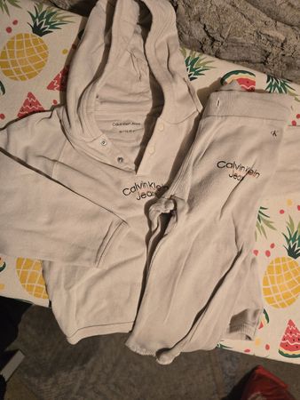 Calvin Klein Jeans Set beige Grösse 86 gut erhalten