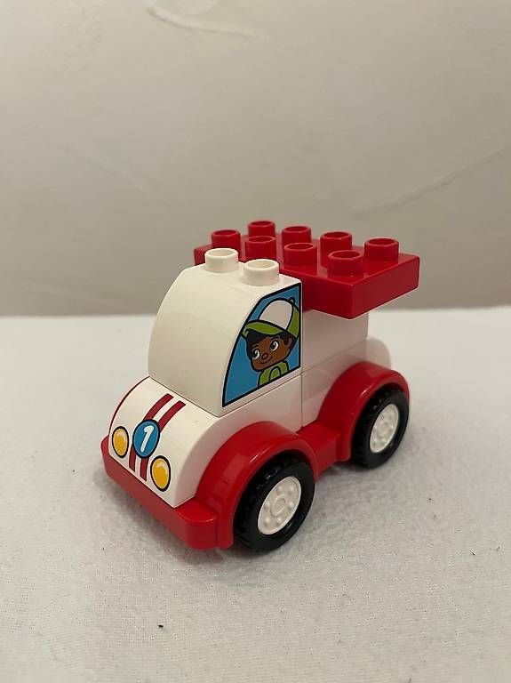 Giocattoli: Lego Duplo Auto – Usato da Zürich venduto da Sina1899