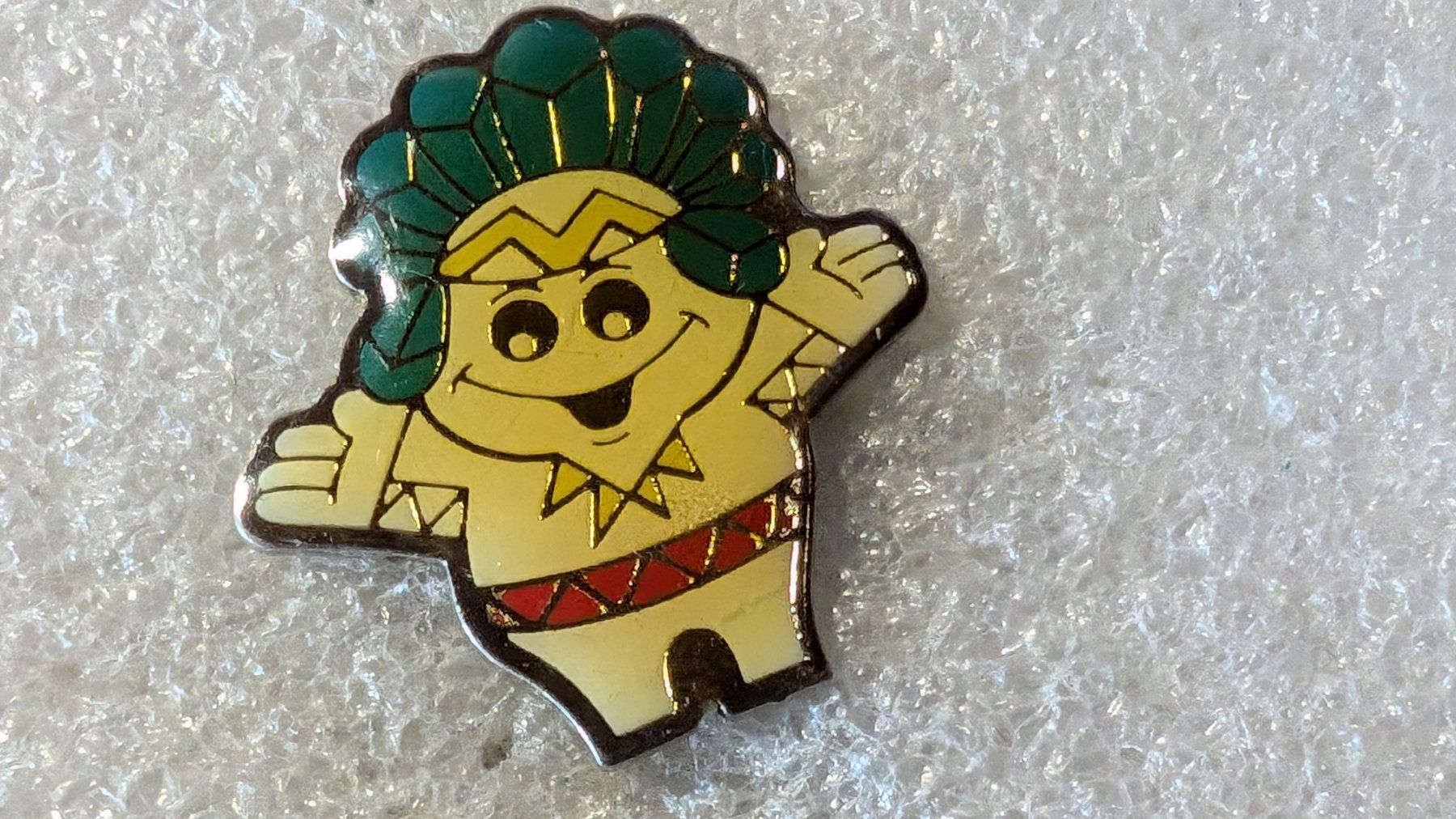 Plaketten & Abzeichen: Ansteckpin 227: Maga Bio – Gebraucht aus Oppligen von Pin-Fall-Shop