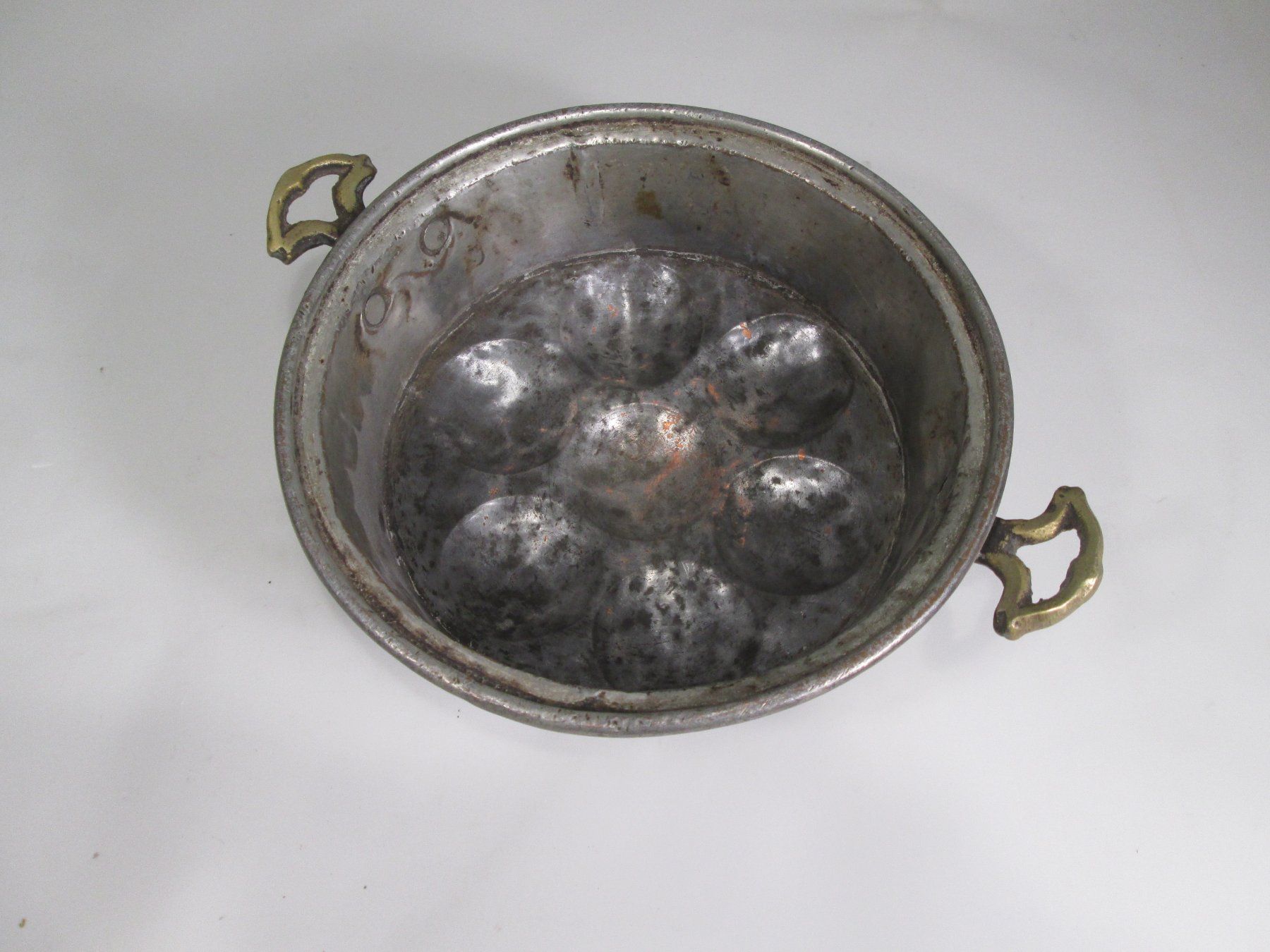 Teglie da forno: schöne antike Backform aus Kupfer / D: 22 cm – Usato da Rapperswil SG venduto da designandmore 2