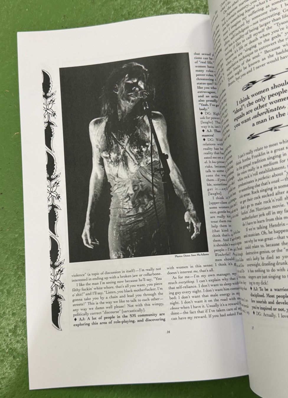 Bücher: RE/Search Angry Women mit Kathy Acker – Gebraucht aus Basel von Ostschweiz06 2