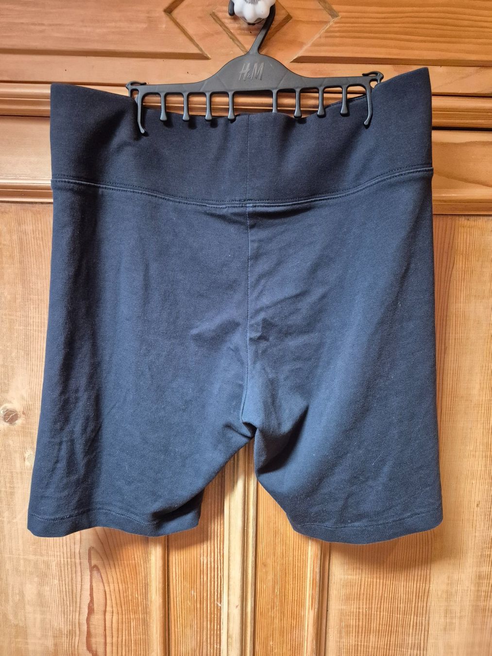 Nike Leggings: Kurze Nike Sporthose Grösse L – Usato da Sigriswil venduto da sam_89sk 1