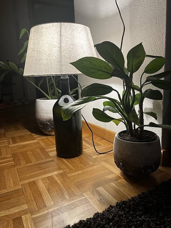 Lampes: Handgemachte Flaschenlampe – Neuf avec emballage d'origine à Zürich par mar_j856