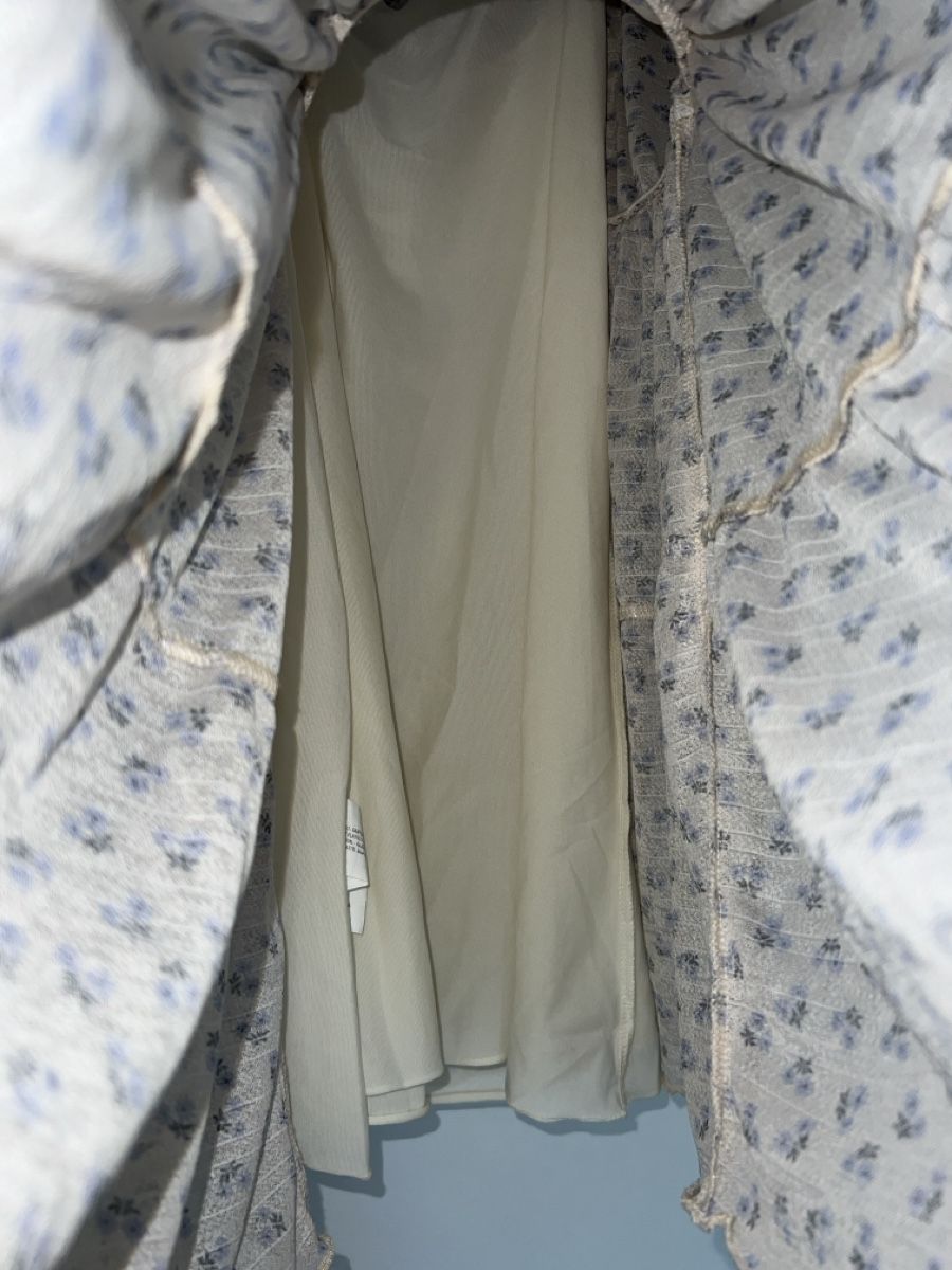 Kleider: Blumenkleid mit Rüschen Grösse L. Pull&Bear – Gebraucht aus Luzern von Whateverr 3