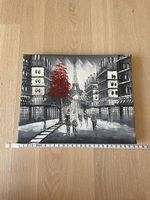 Paris Gemälde schwarz/weiss mit rotem Baum als Eyecatcher