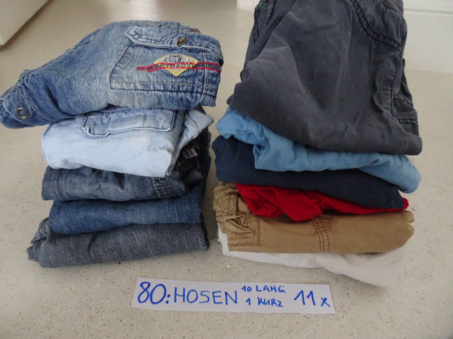 Lotti & Set di vestiti: 29 KINDERKLEIDER Junge Grösse 80 – Usato da St. Gallen venduto da nataraj 2