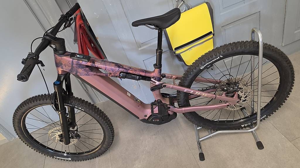 Vélos: E-Bike Cube Neu Carbon 800WH  – D'occasion à Bronschhofen par Timi.g 6