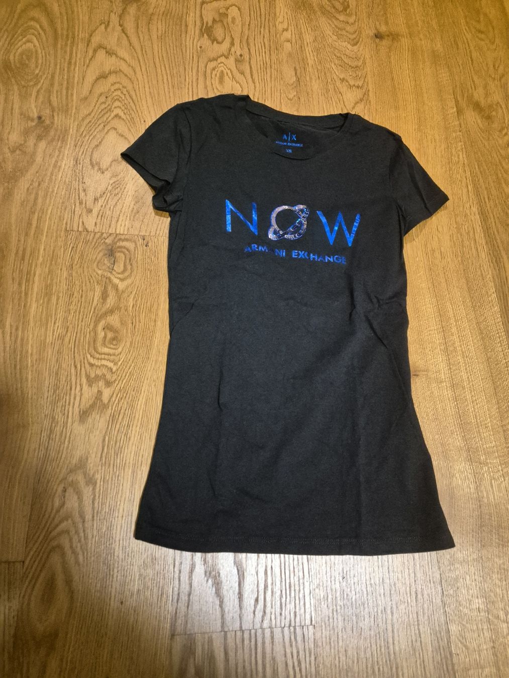 Armani T-shirt: Armani T-Shirt – Nuovo (secondo la descrizione) da Feusisberg venduto da cts_55rn