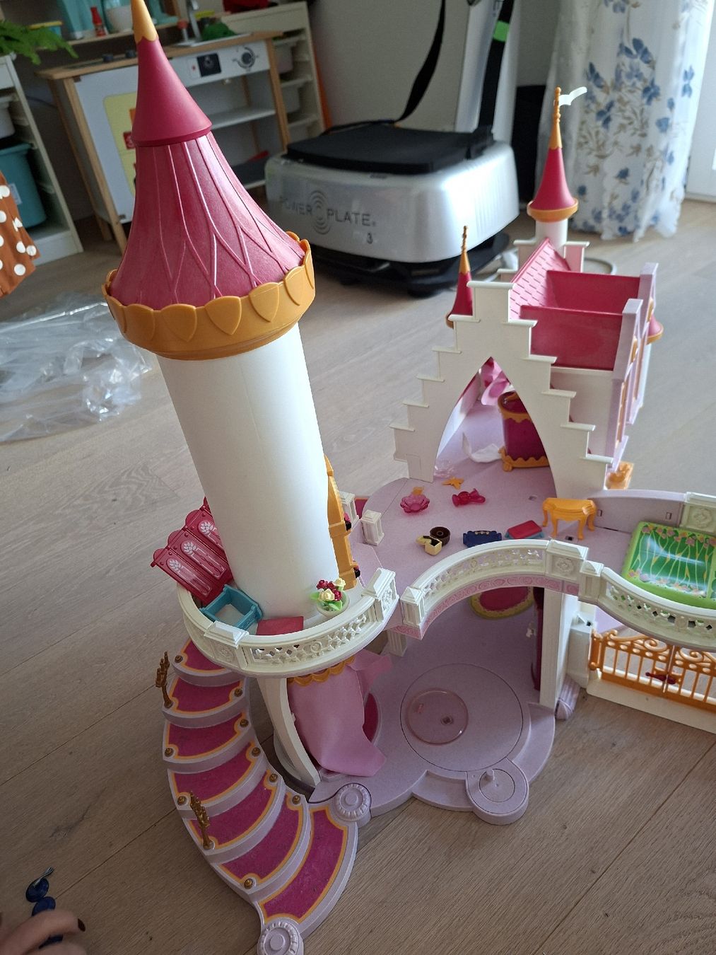 Playmobil Giocattoli: Playmobil Schloss gross  – Usato da Meinisberg venduto da Destiny1972 3