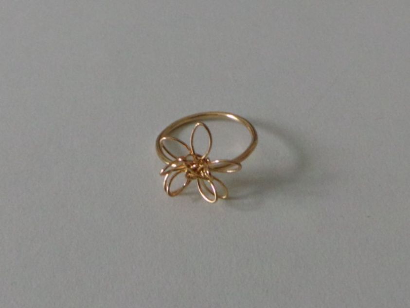 Anelli: Ring goldarbig, Motiv filigrane Blume, U53 – Nuovo (secondo la descrizione) da Flamatt venduto da Tattoo18 1