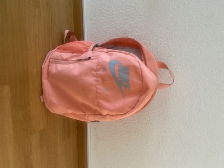 Sac à dos Nike rose enfant bon état