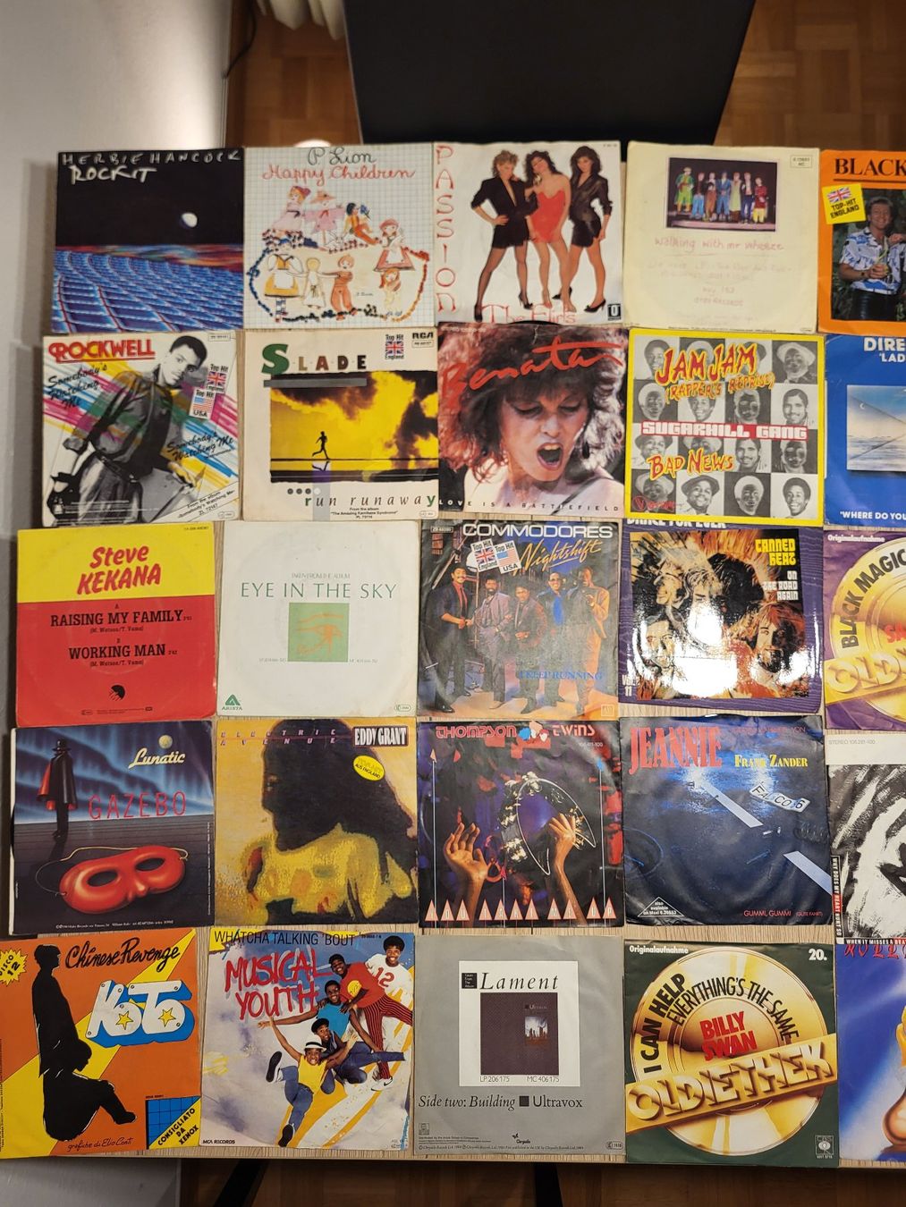 Dischi in vinile: Schallplattensammlung 45X Singels – Usato da Muttenz venduto da liuztre 1