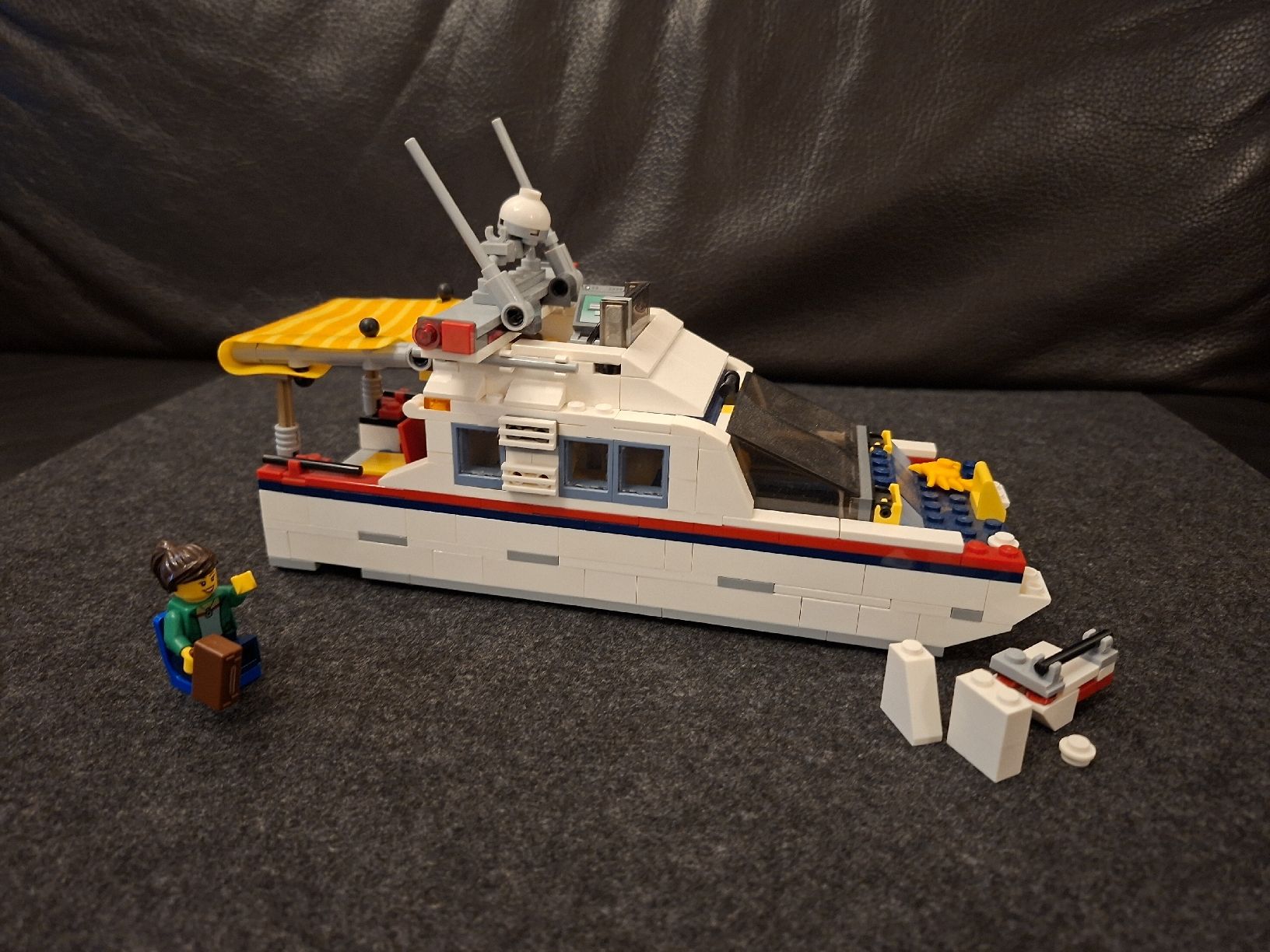 Lego Giocattoli: LEGO Creator 31052 Boot / Wohnmobil gebraucht – Usato da Möhlin venduto da sontom 3