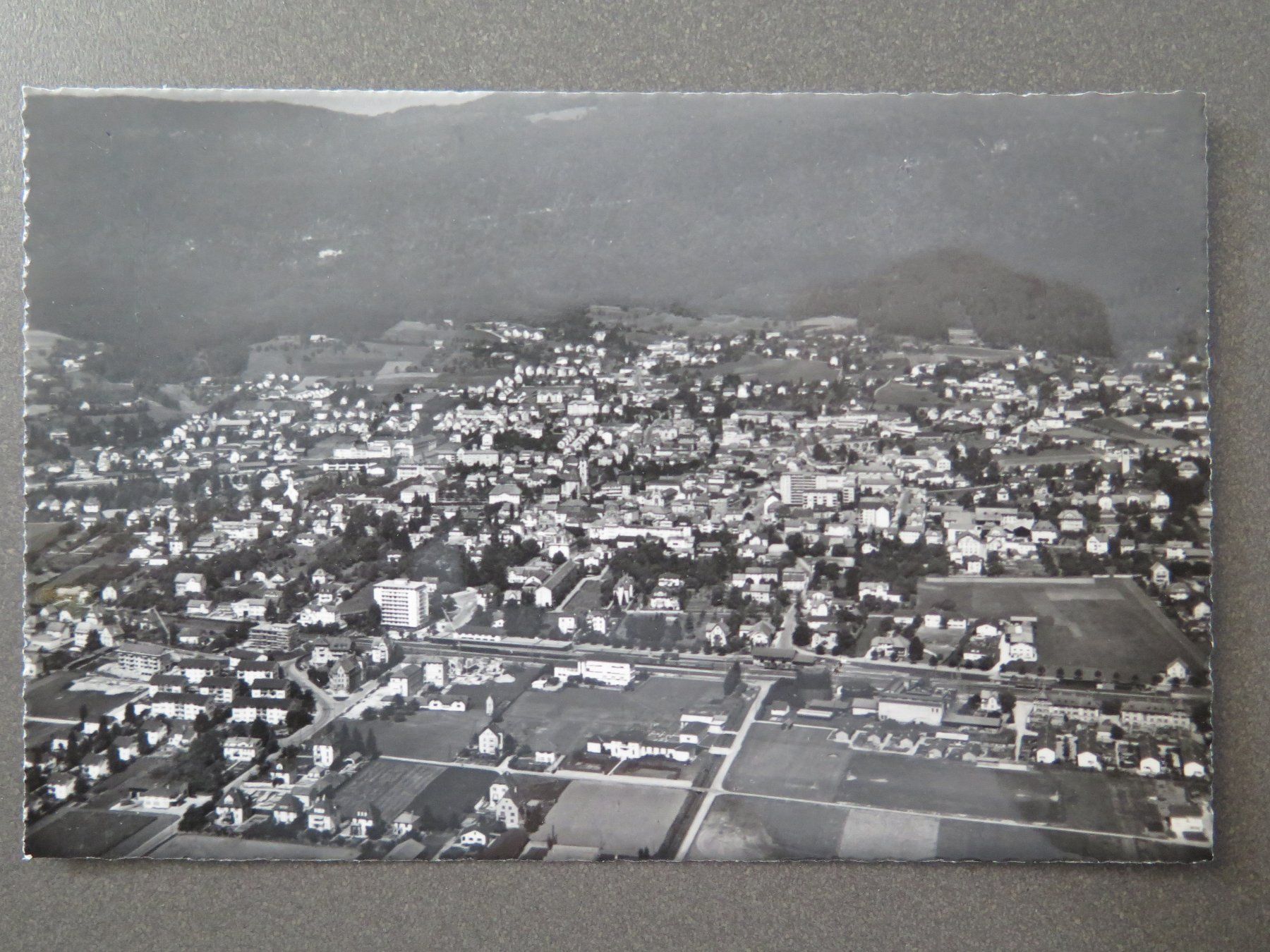 Cartoline postali: GRENCHEN - FLUGAUFNAHME – Usato da Wittenbach venduto da lipasal