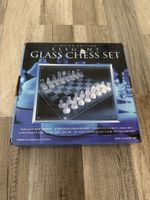 Elegant Glass Chess Set - Komplettset mit Glasbrett