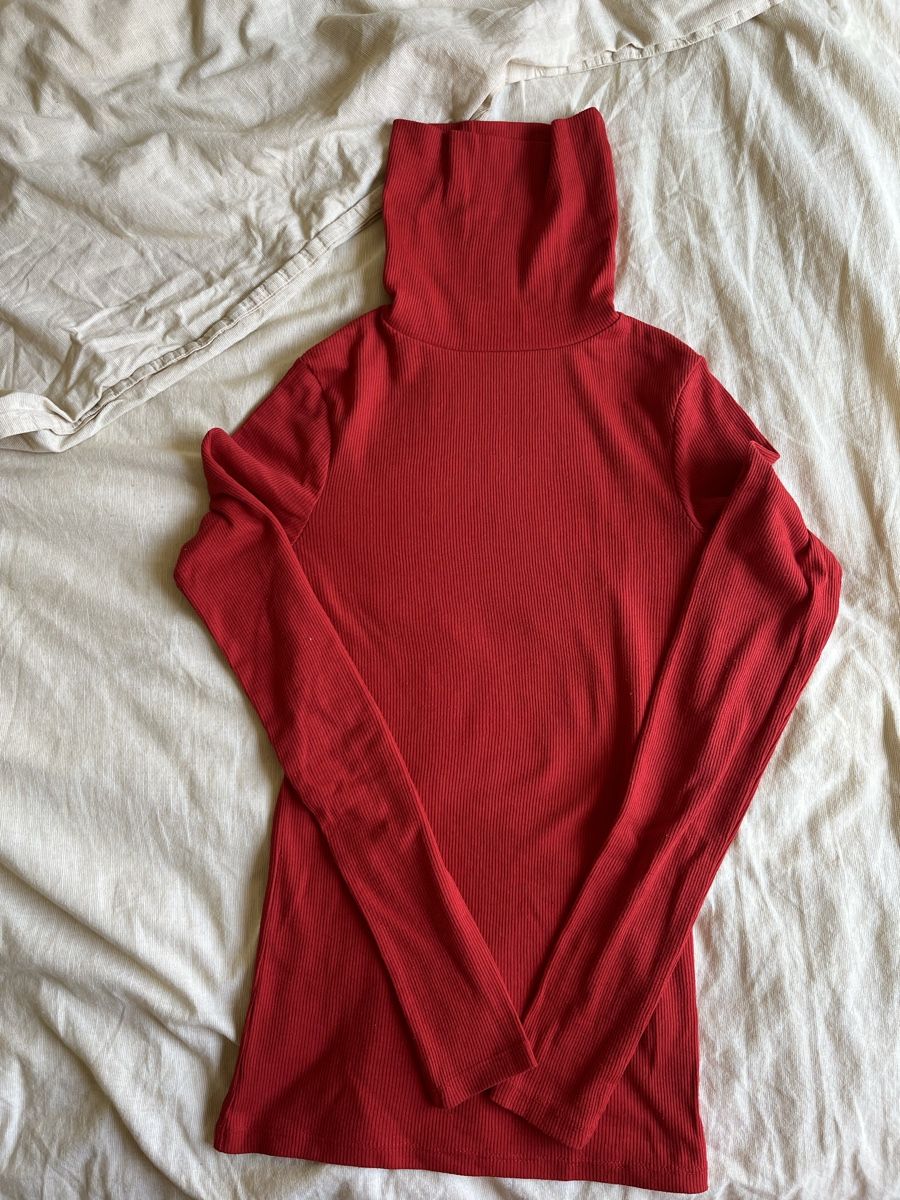 New Look Tops: Rollkragentop, gerippt rot – Gebraucht aus Luzern von janine_l 1