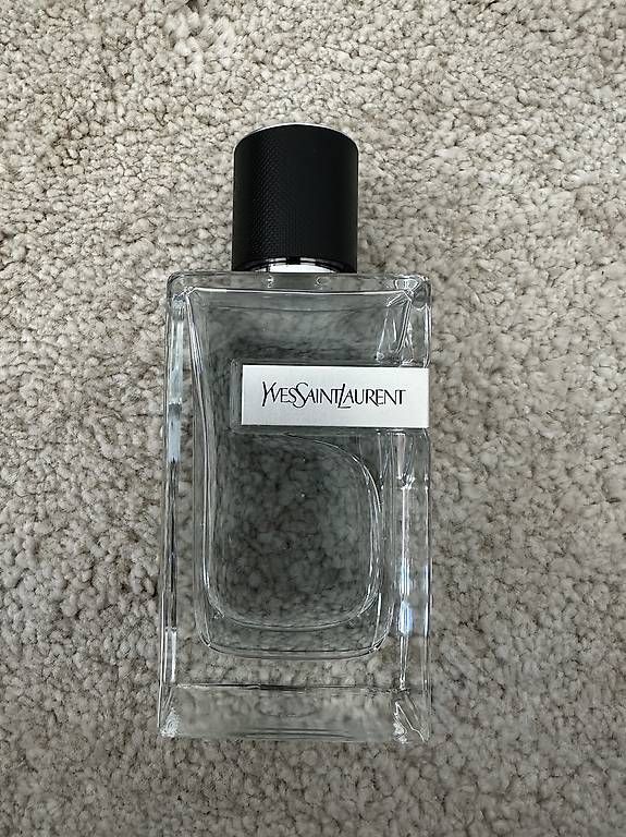 Saint Laurent Profumi & Eau de Toilette: Yves Saint Laurent Y EDT 100ml – Usato da Oberwil BL venduto da Lp1234