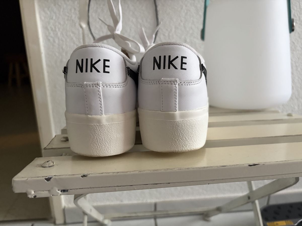 Nike Scarpe da uomo: Nike Blazer Low Platform – Nuovo (secondo la descrizione) da Olten venduto da edona_muslija 4