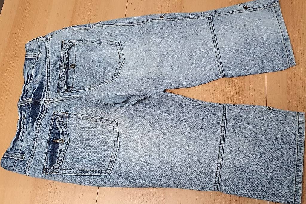 Jeans: kurze Jeans Grösse W32 – Usato da Rickenbach SZ venduto da Pinguin73 1
