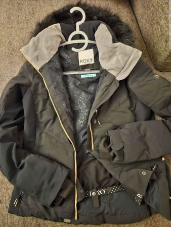 ROXY Skijacke Winterjacke Gr.M Faux Fur Kapuze Top Zus