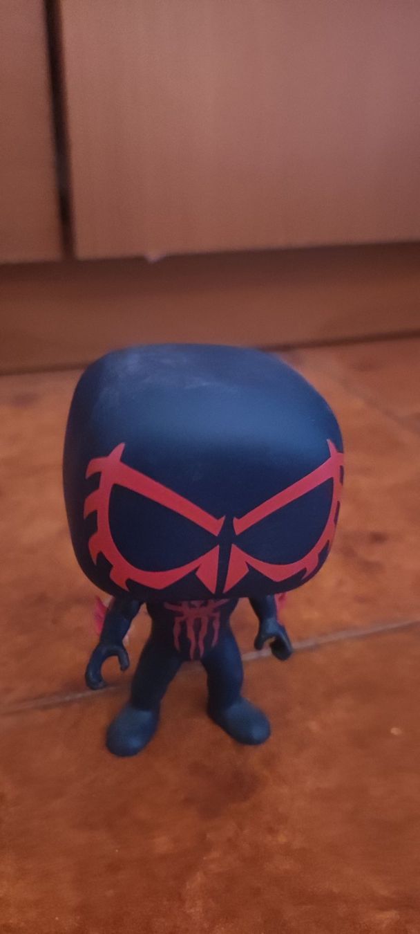 Funko Figuren: Funko Pop! Spider-Man 2099 - Marvel - – Gebraucht aus Zürich von din_t6k8