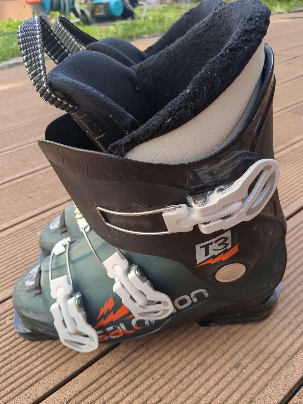 Salomon Schuhe für Jungen: Kinder Skischuhe Gr.40 – Gebraucht aus Büsingen von honey810 1