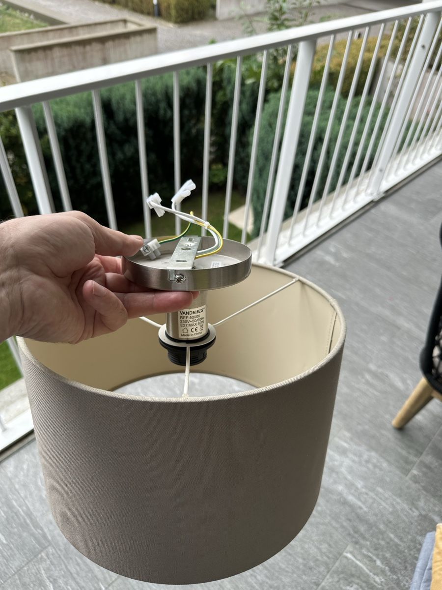 Lampadari & plafoniere: Deckenleuchte Vandeheg E27 beige Textilschirm neuwertig – Usato da Zürich venduto da Gazo_11 2