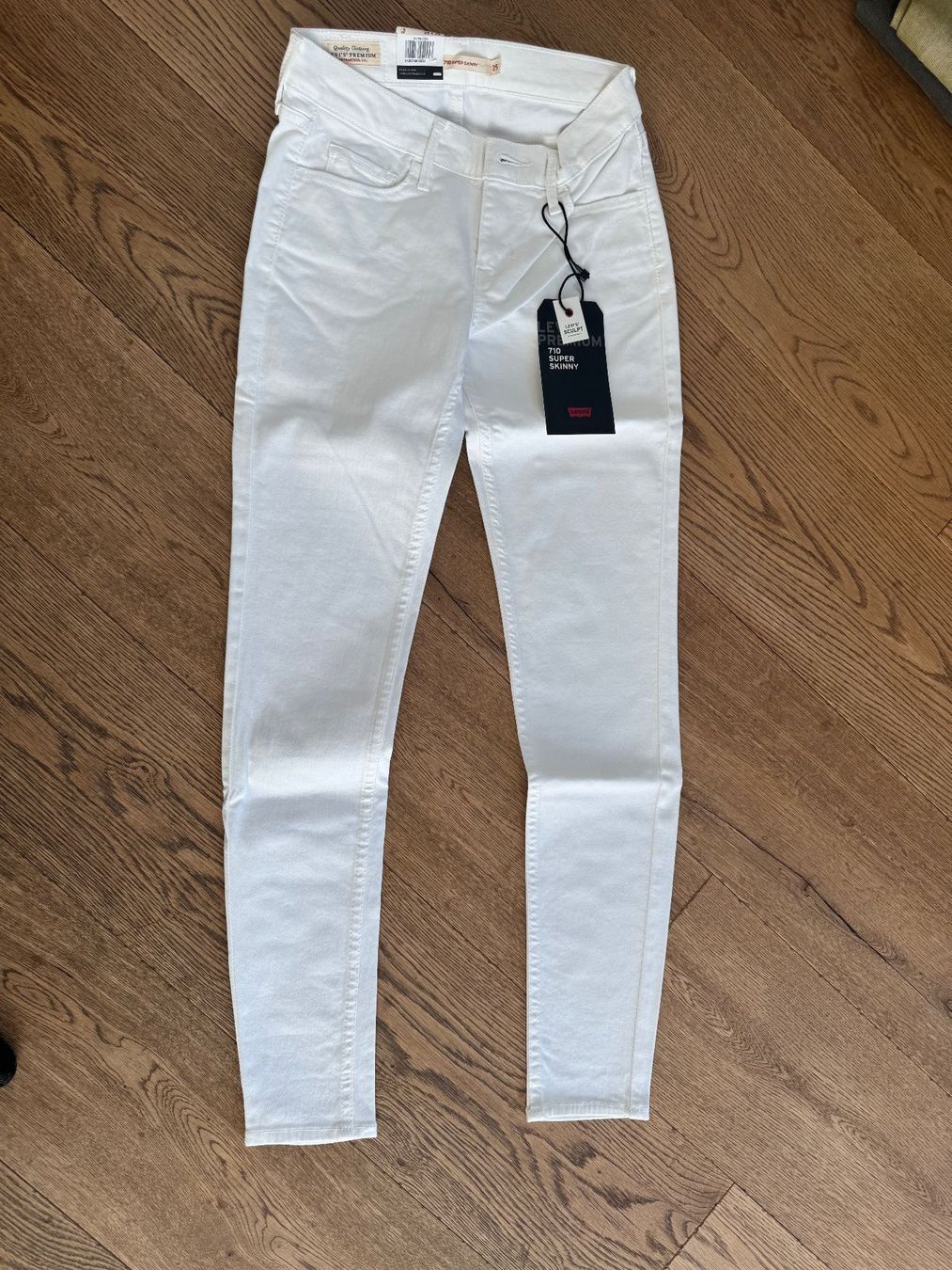 Jeans: Jeans, Levis //NEU// 25/28 – Usato da Stettfurt venduto da outlet72