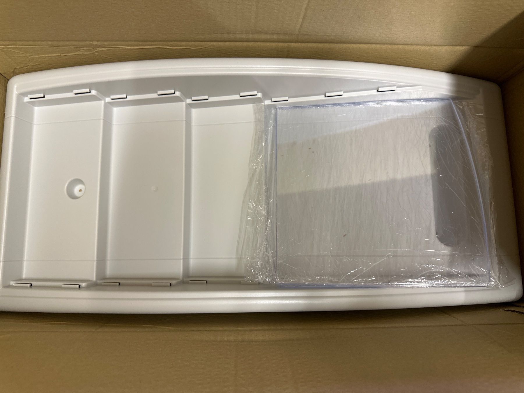 Altri mobili per ufficio: neuer Prospektwandhalter Quickfit, 4 Fächer, DIN A4, grau – Nuovo e nell'imballaggio originale da Necker venduto da liq24 1
