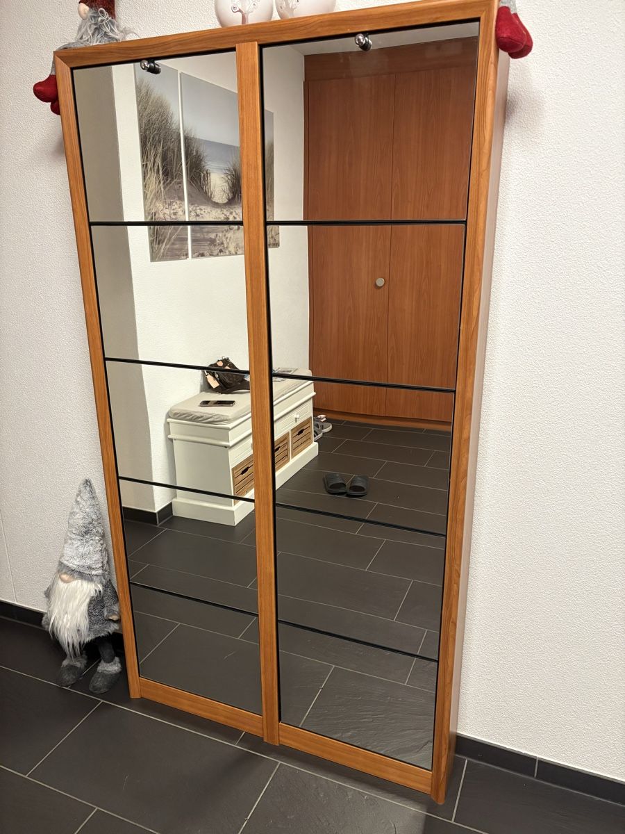 Regale: Schuhgestell – Gebraucht aus Zofingen von Gcurto
