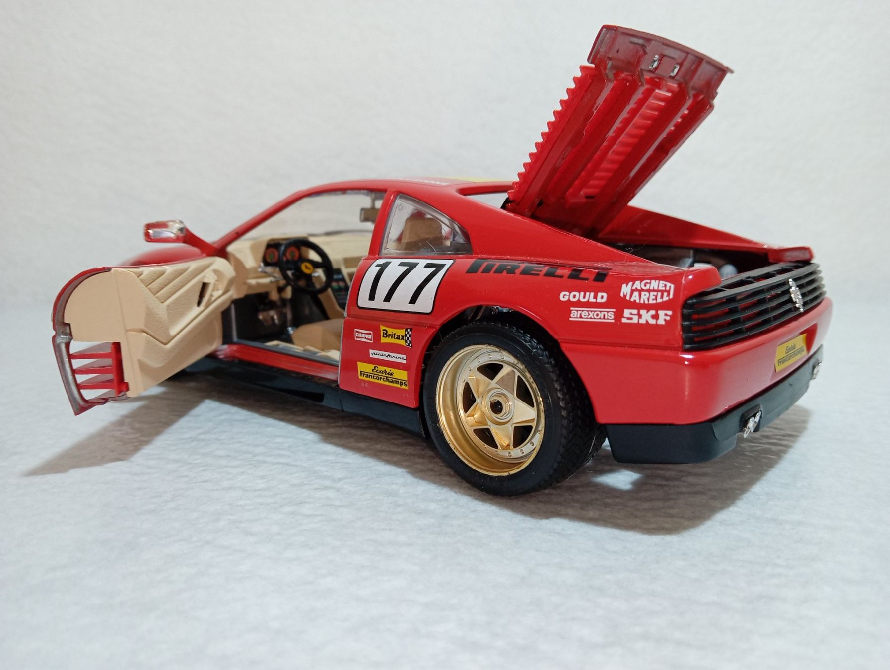 Bburago Modellini d'auto: Ferrari 348 tb  1989 Evolutione – Usato da Huttwil venduto da Secondtrain 3