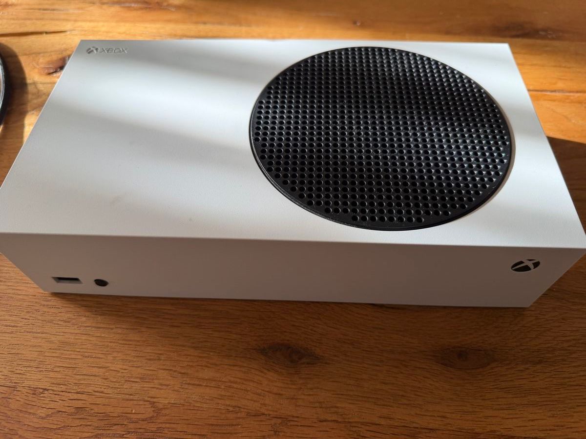 Microsoft Konsolen: Xbox Series S – Gebraucht aus Olten von atzeminator 2