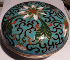 SEHR SCHÖNE CLOISONNÉ -DOSE,-10,5 x 6 CM,-GUTE QUALITÄT