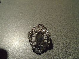 Ring silberfarbig, oval