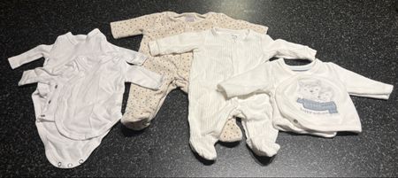 Babykleider Paket Gr. 50 – C&A & Smile 