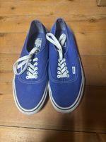 Vans 44