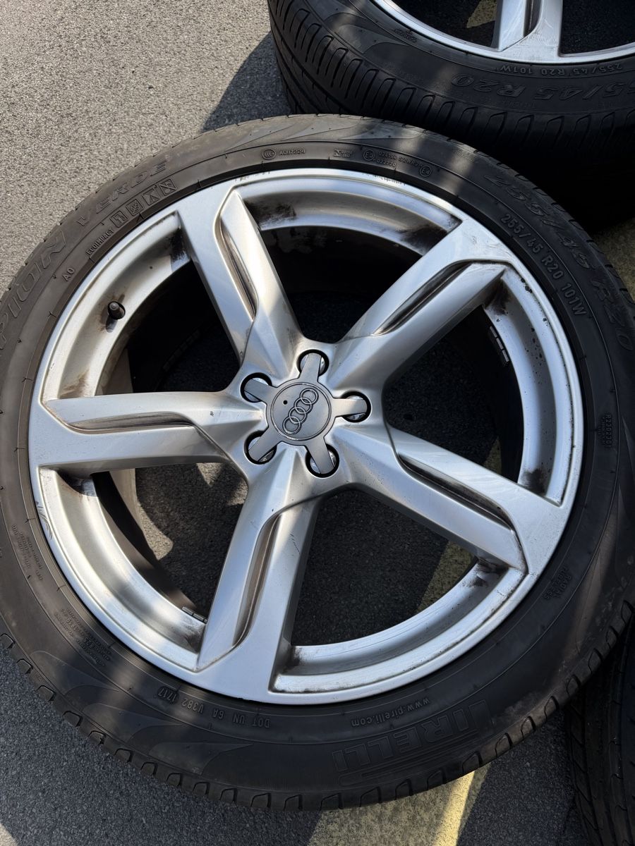 Audi Pneus & Kompletträder: Original Audi Q5 Zoll – Gebraucht aus Mollis von BSL10 4