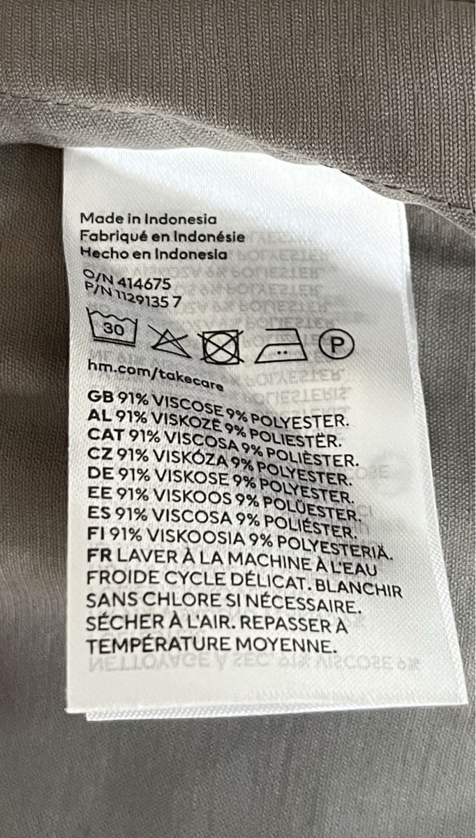 H&M Kleider: H&M Hemdblusenkleid Gr. S khaki – Gebraucht aus Aarburg von Petite-closet-Loop 4