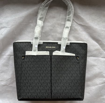 Borsa Michael Kors Jet Set Travel nera