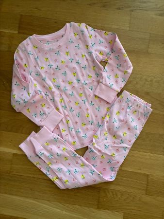 Schönes Pyjama Gr. 104, Next, Neu