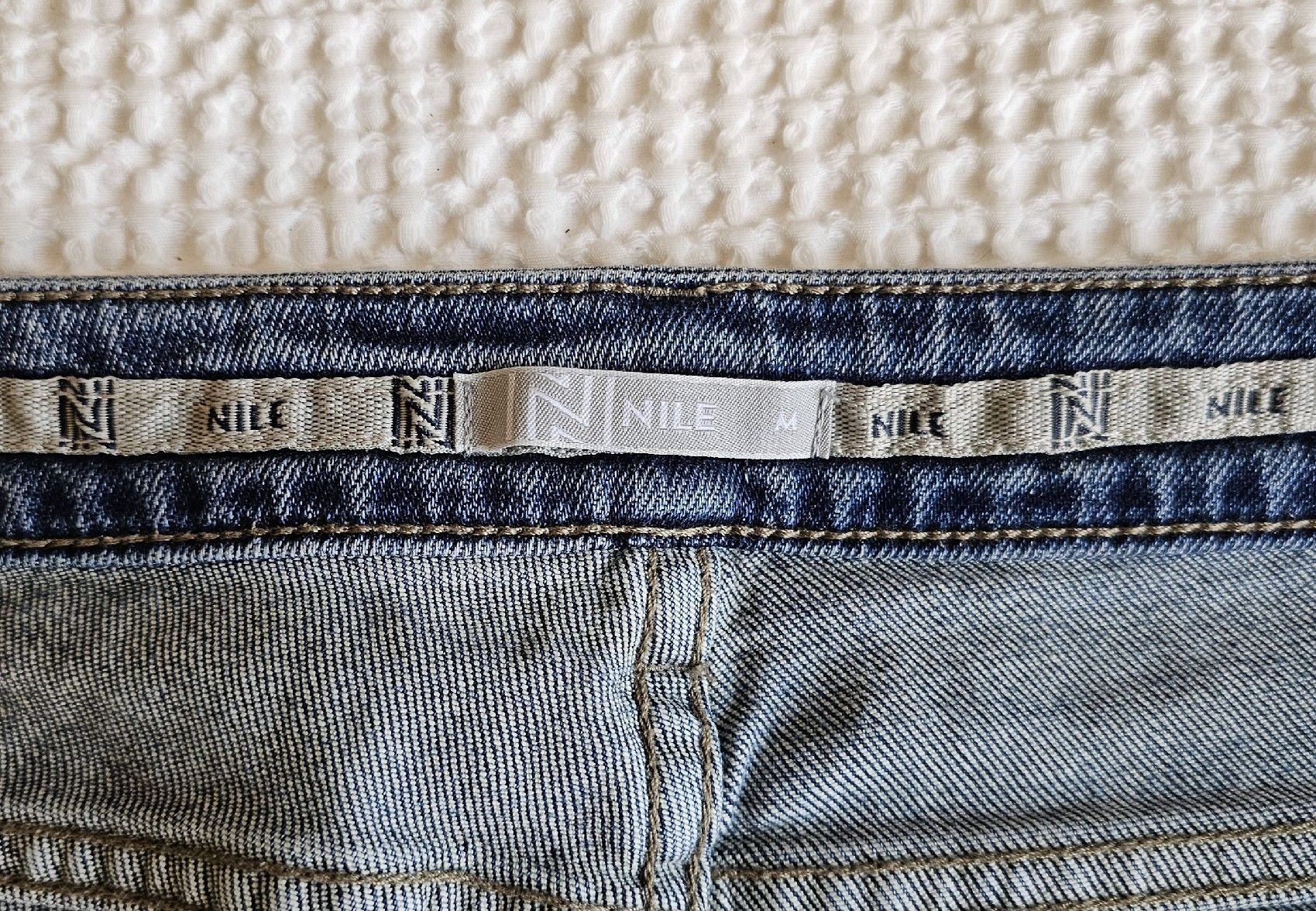 Nile Jeans: Nile ~ Jeans Gr. M – D'occasion à Kollbrunn par Antikmann 2