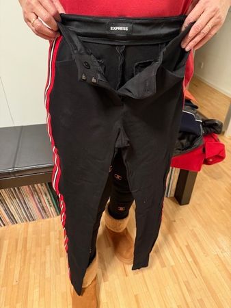 Express Stoffhose Gr. 36 Schwarz mit Seitenstreifen