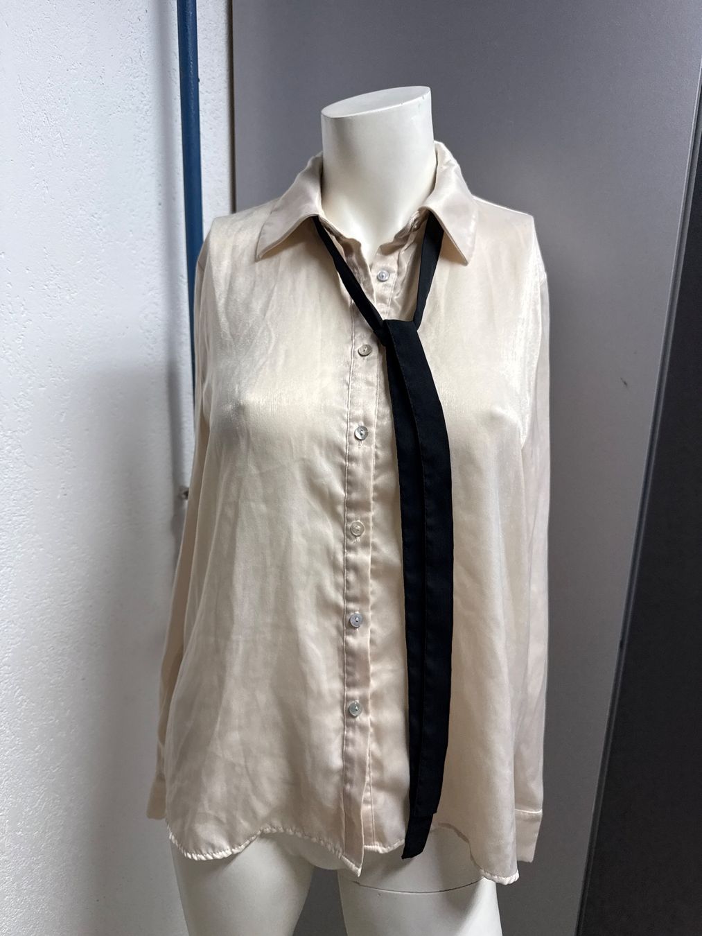 Zara Camicette: Zara Damen Bluse, elegant, Creme-Farben – Usato da Birr venduto da WalkyriaM