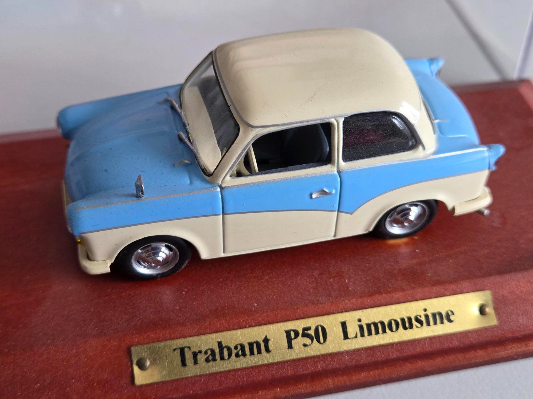 Modellautos: DDR-AUTO Trabant P50 Limousine Modellauto – Neu (gemäss Beschreibung) aus Luzern von Kartenansicht