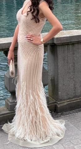 Kleider: Abendkleid mit Perlen – Gebraucht aus Oberentfelden von ulli03