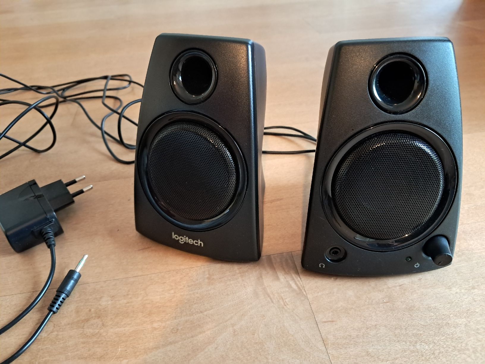 Logitech Casse acustiche: 2x Böxli/Lautsprecher Logitec – Usato da Winterthur venduto da fabelwin